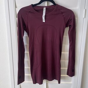 Like New Lululemon Swiftly Tech Long Sleeve Crew in Maroon/dark berry sz 4